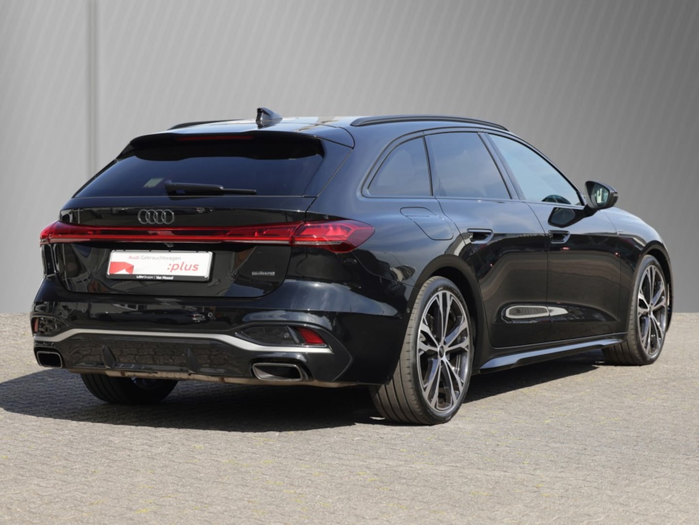 Bild über Audi A5 Avant e-hybrid e-hybrid quattro 220 kW S tronic - für weitere Informationen kontaktieren Sie den Audi Partner
