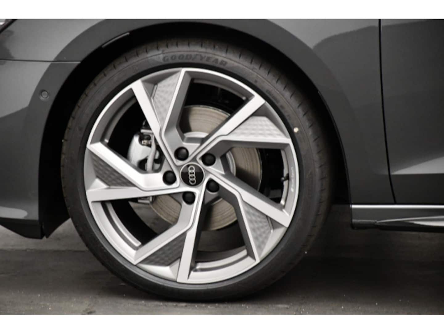 Bild über Audi A3 Sportback S line 35 TDI S tronic - für weitere Informationen kontaktieren Sie den Audi Partner