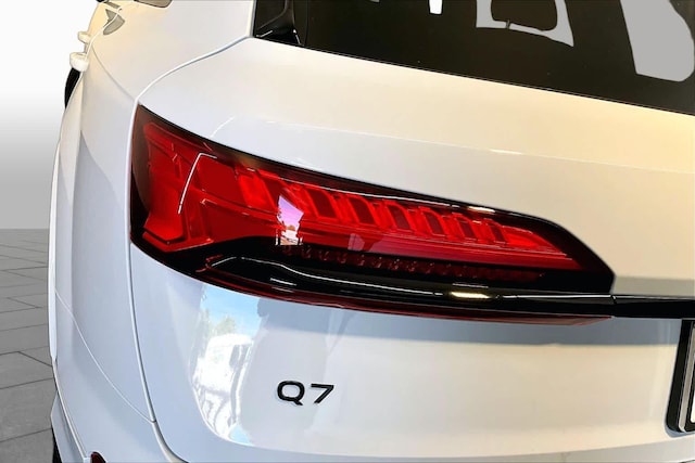 2026 Audi Q7 S Line Premium Plus - Photo 14