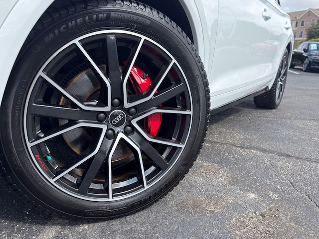 2023 Audi SQ5