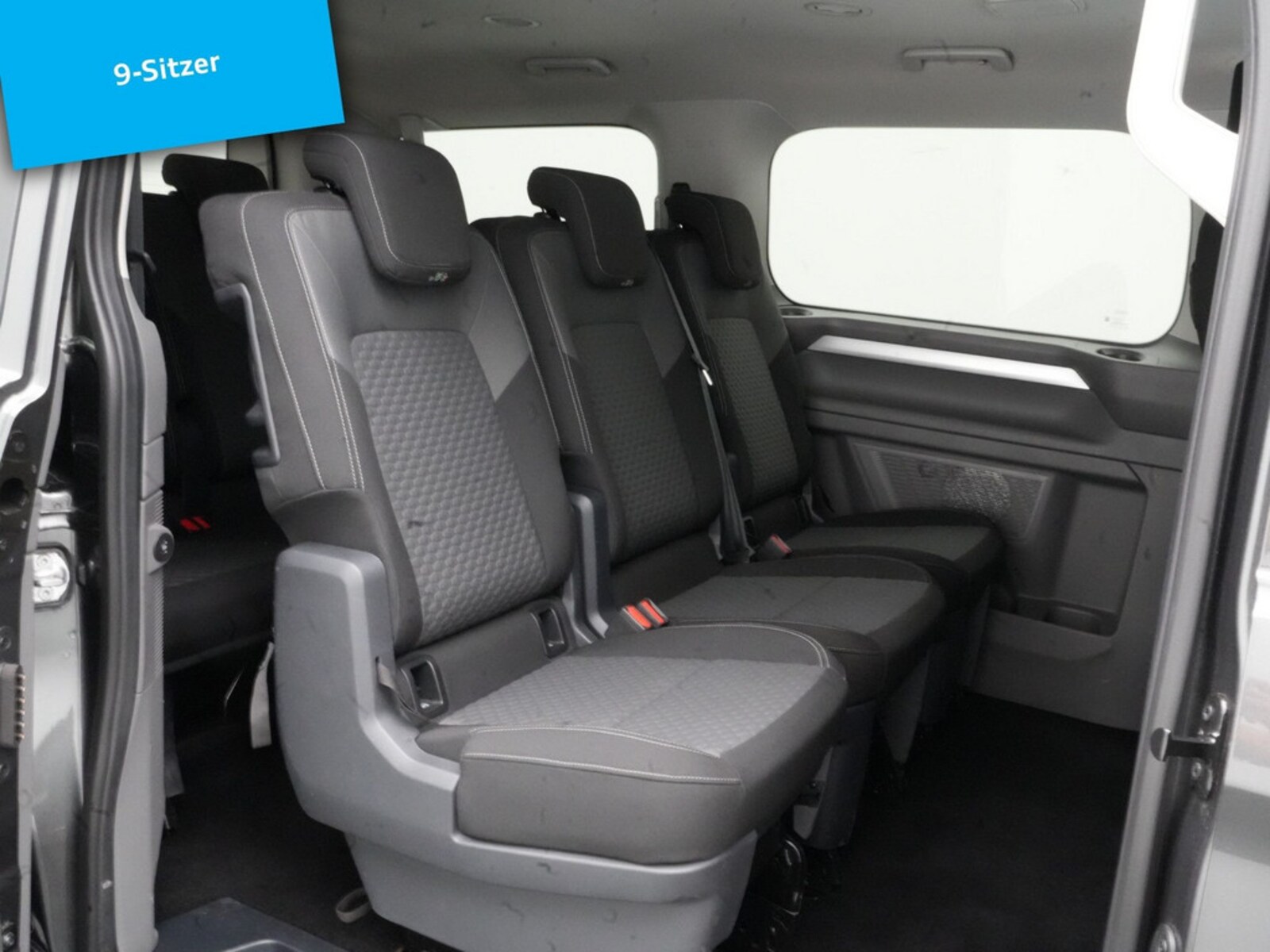 Volkswagen Caravelle – Bild 9