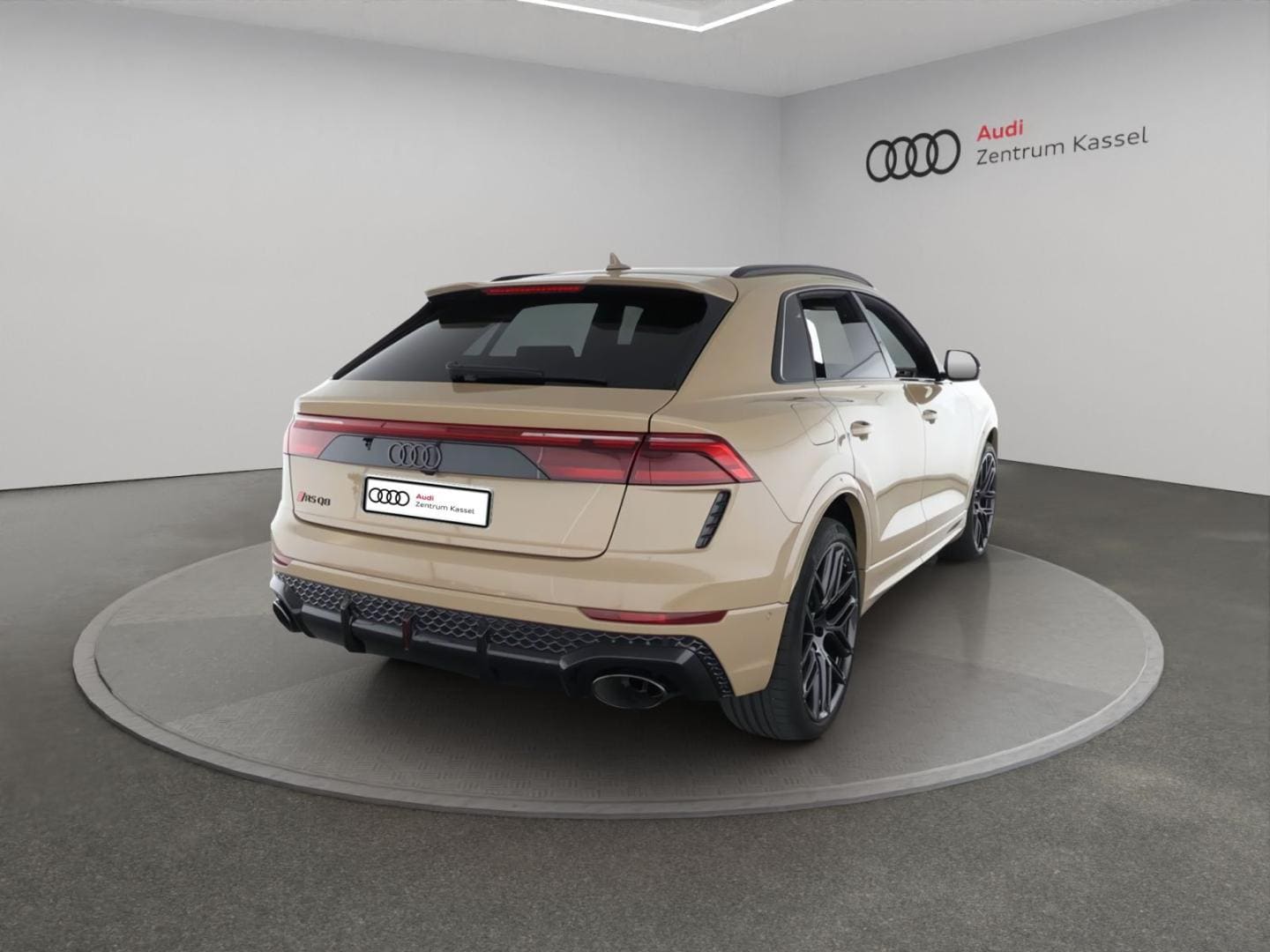 Bild über Audi RS Q8 SUV TFSI quattro 441 kW tiptronic - für weitere Informationen kontaktieren Sie den Audi Partner