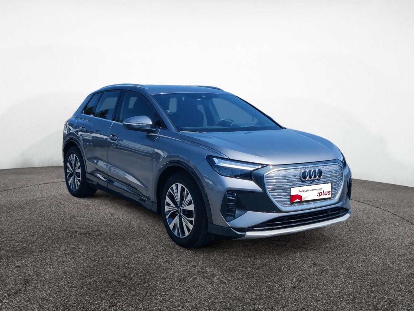 Bild über Audi Q4 e-tron 45 e-tron - für weitere Informationen kontaktieren Sie den Audi Partner