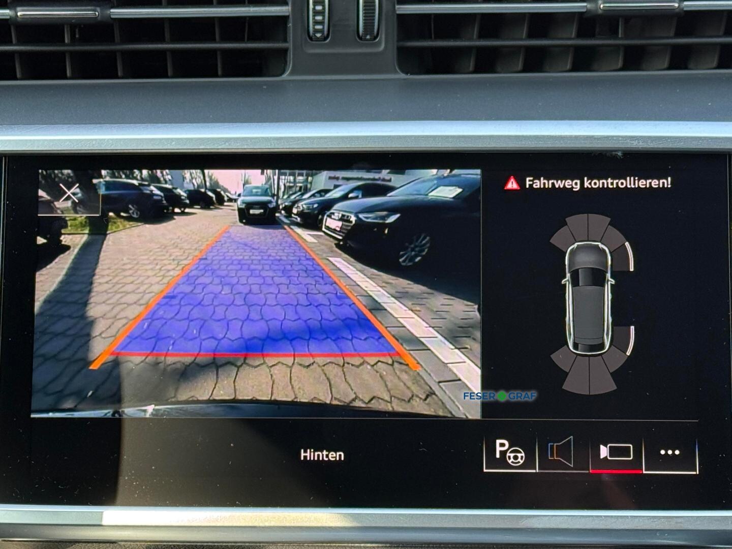 Bild über Audi A6 Avant advanced 45 TDI quattro S tronic - für weitere Informationen kontaktieren Sie den Audi Partner