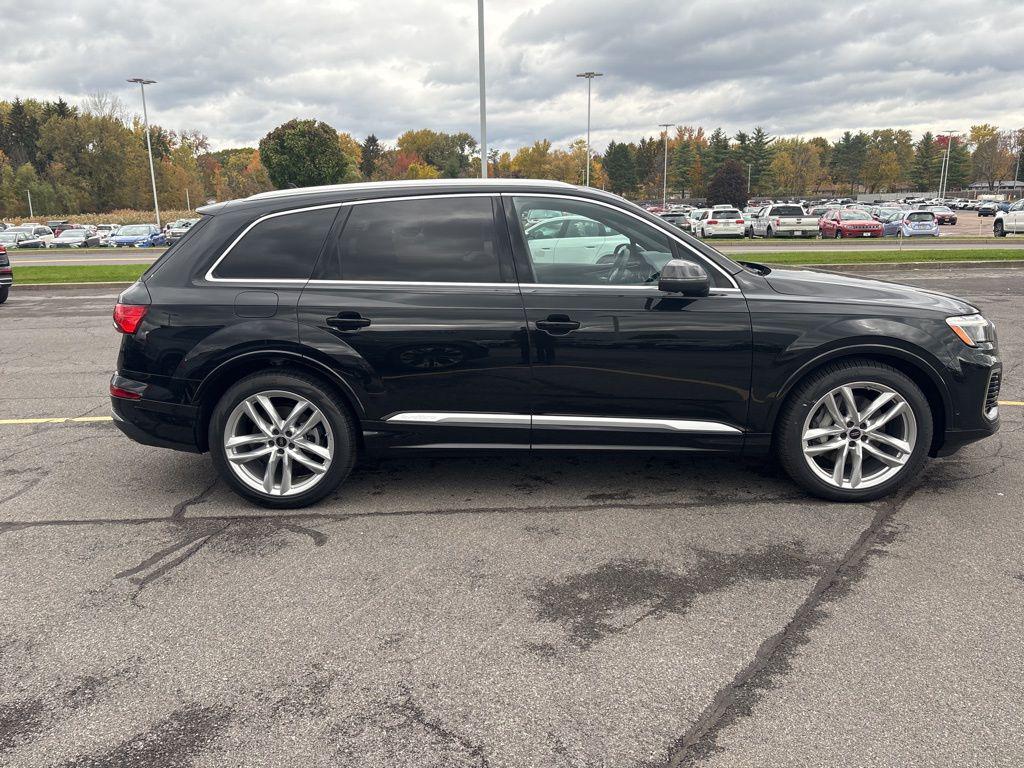 2025 Audi Q7 Premium Plus - Photo 8