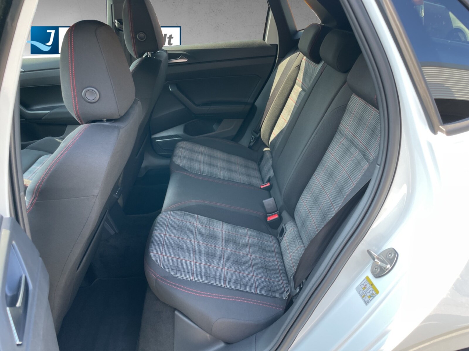 Volkswagen Polo – Bild 8
