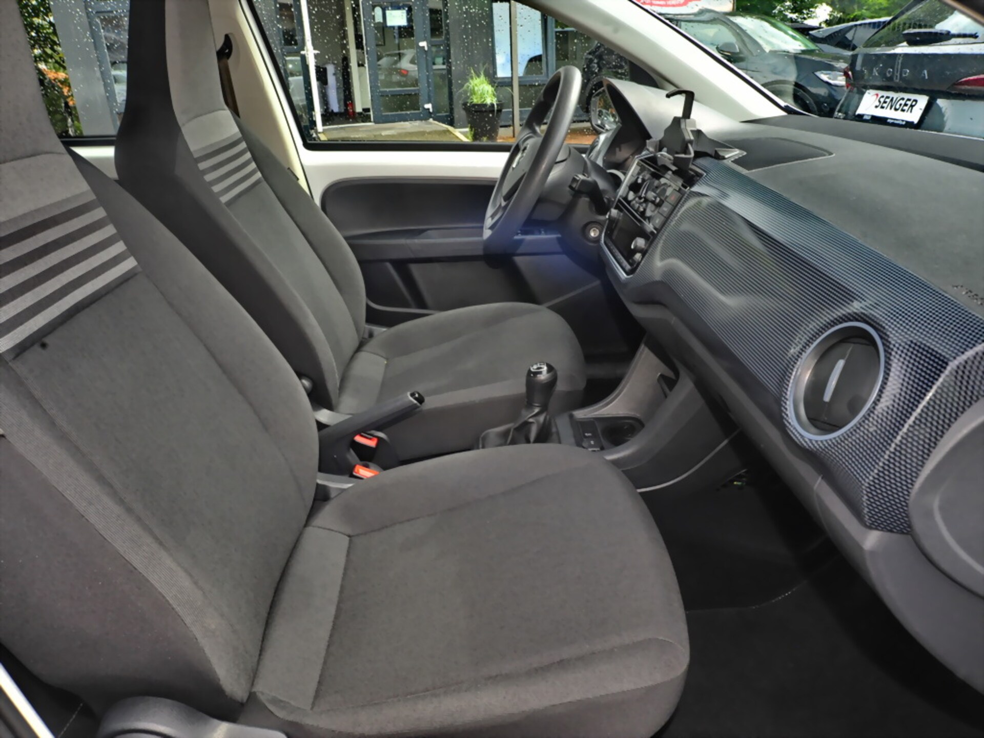 Volkswagen up!