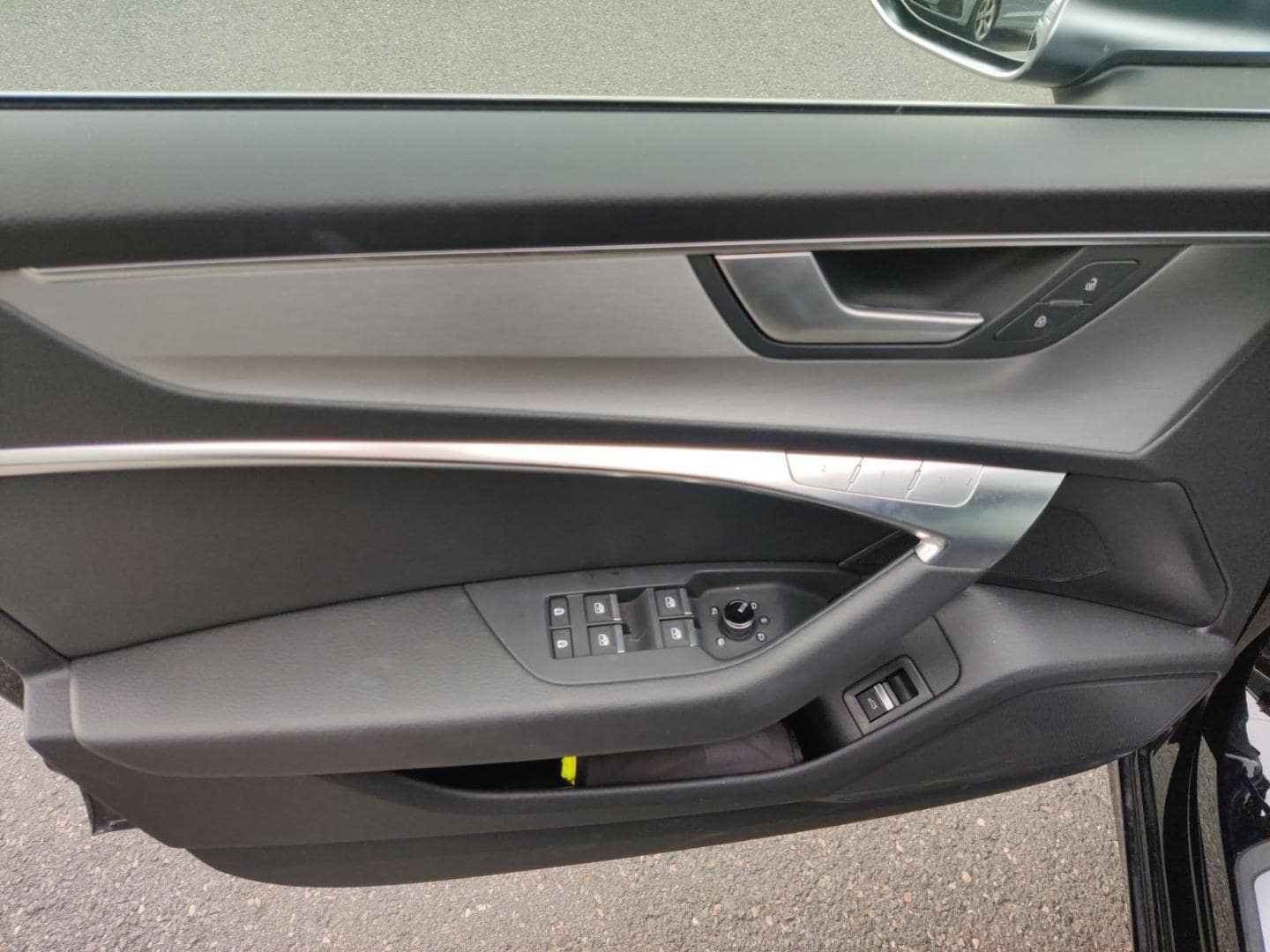 Bild über Audi S6 Limousine TDI quattro tiptronic - für weitere Informationen kontaktieren Sie den Audi Partner
