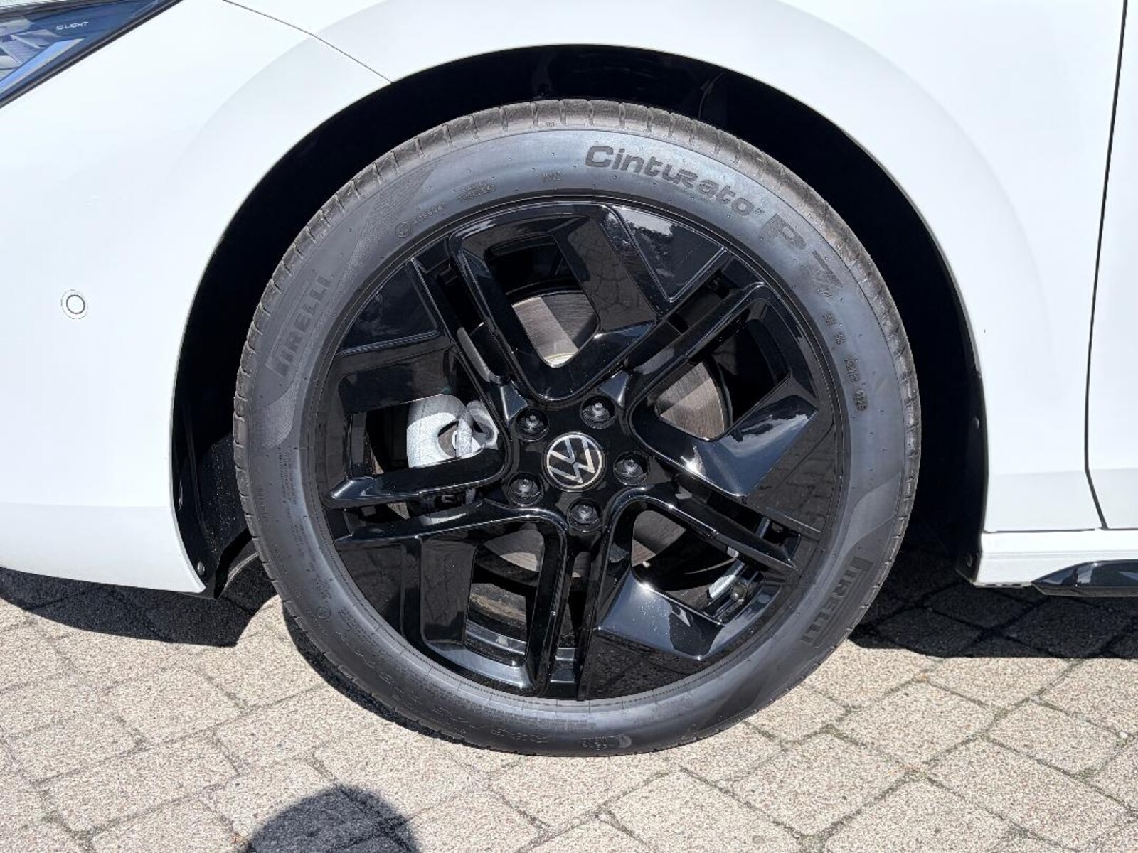Volkswagen Passat – Bild 23