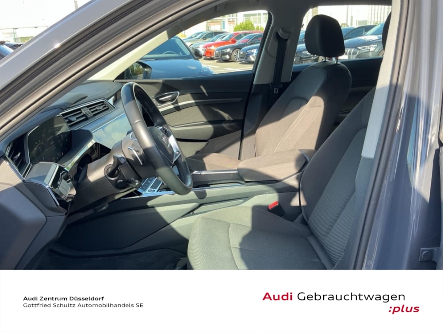 Bild über Audi Q8 e-tron advanced 50 e-tron quattro - für weitere Informationen kontaktieren Sie den Audi Partner