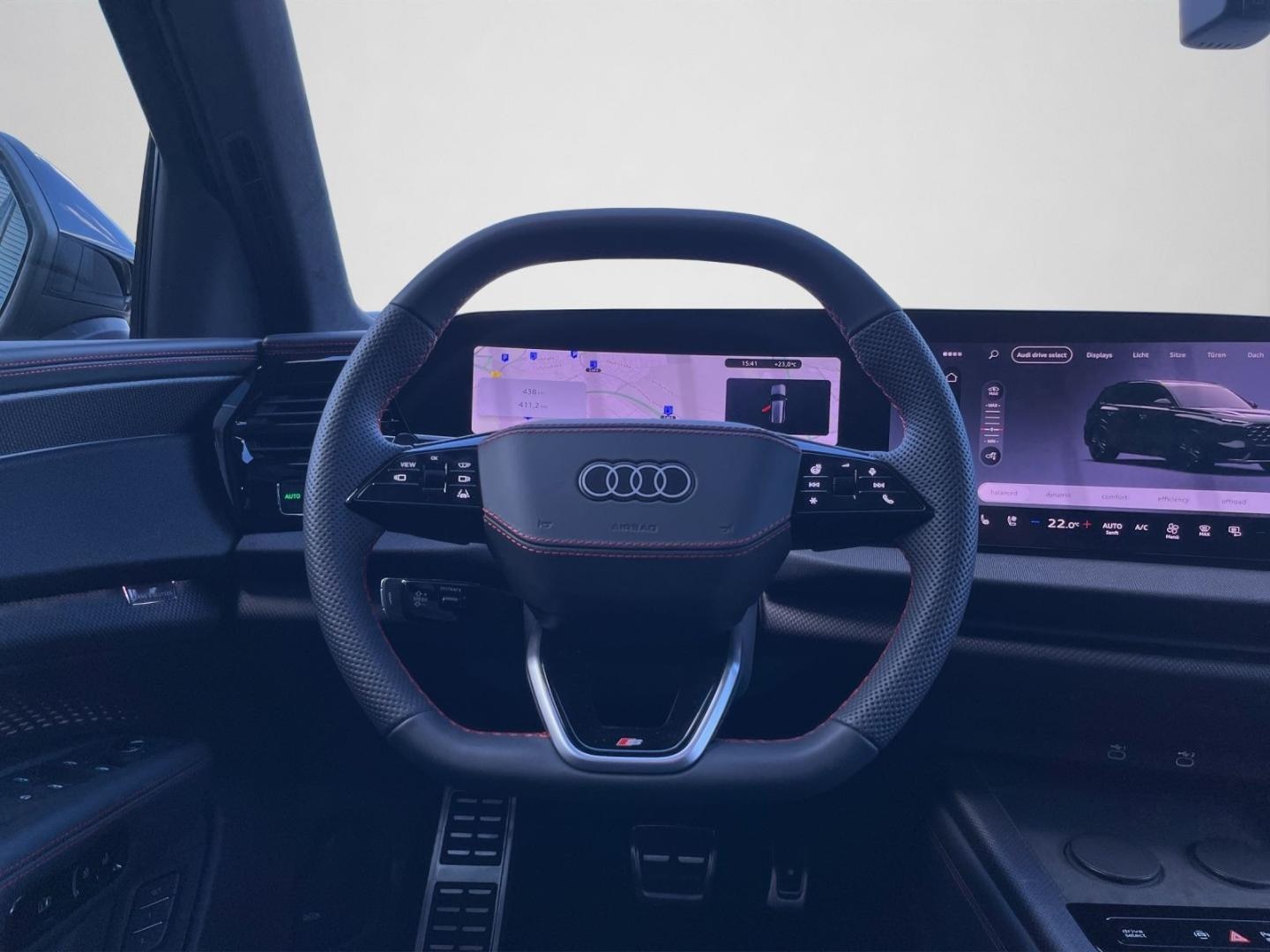 Bild über Audi Q7 SUV TDI quattro 220 kW tiptronic - für weitere Informationen kontaktieren Sie den Audi Partner