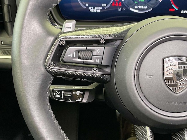 2025 Porsche Cayenne Turbo E-Hybrid - Photo 40
