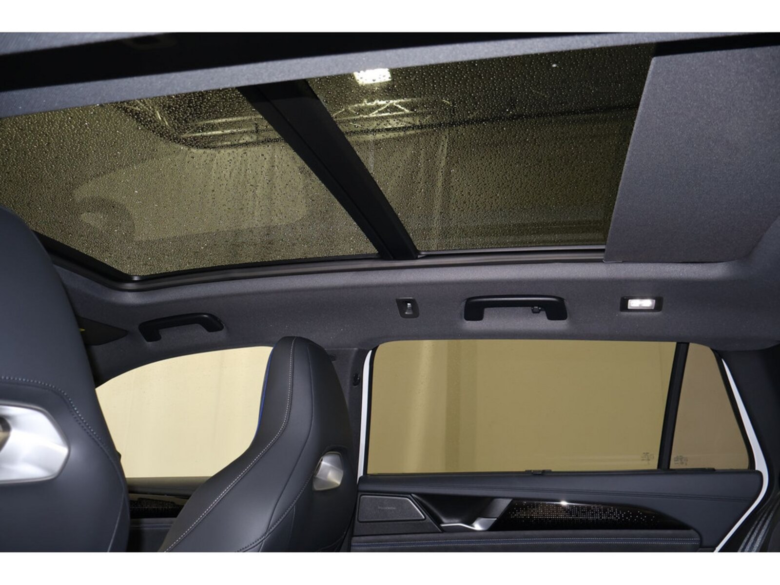 Volkswagen Passat – Bild 22