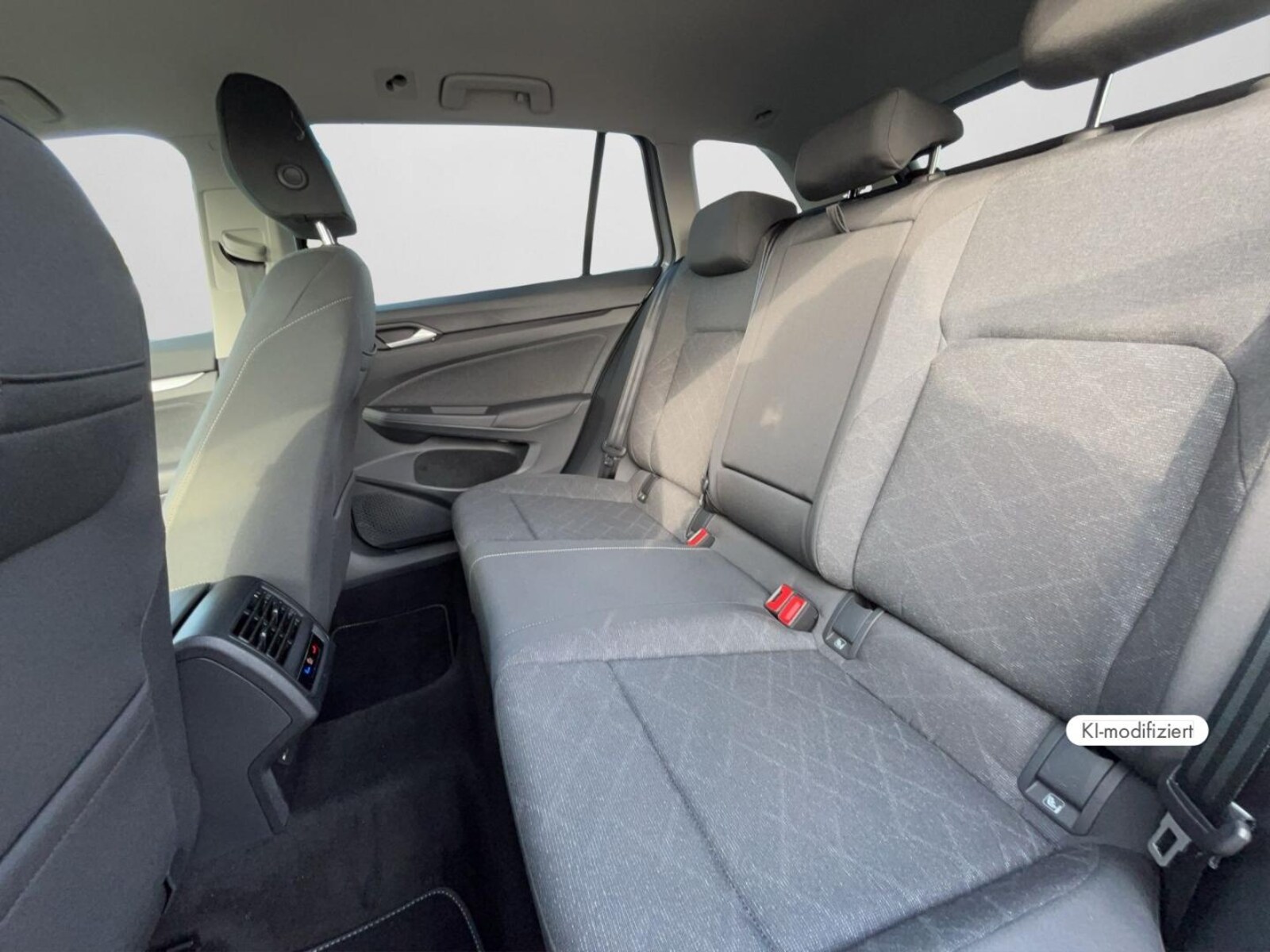 Volkswagen Golf Variant – Bild 14