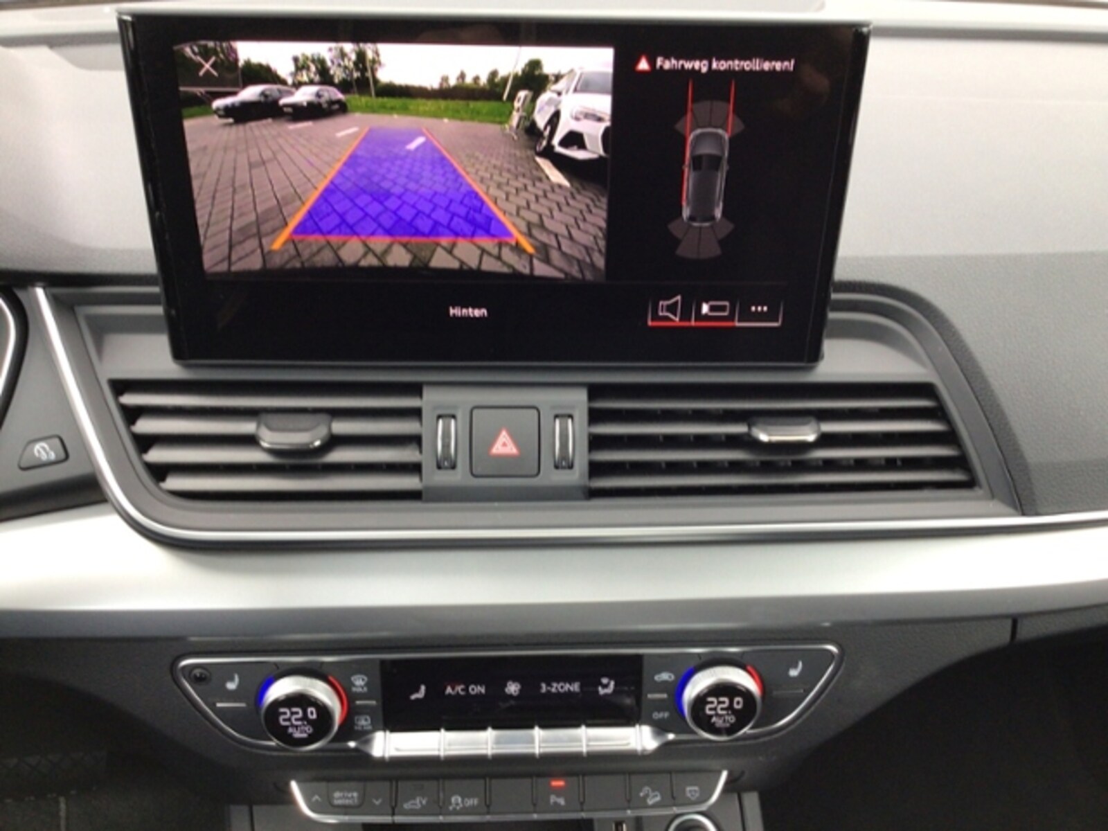 Audi Q5 – Bild 16