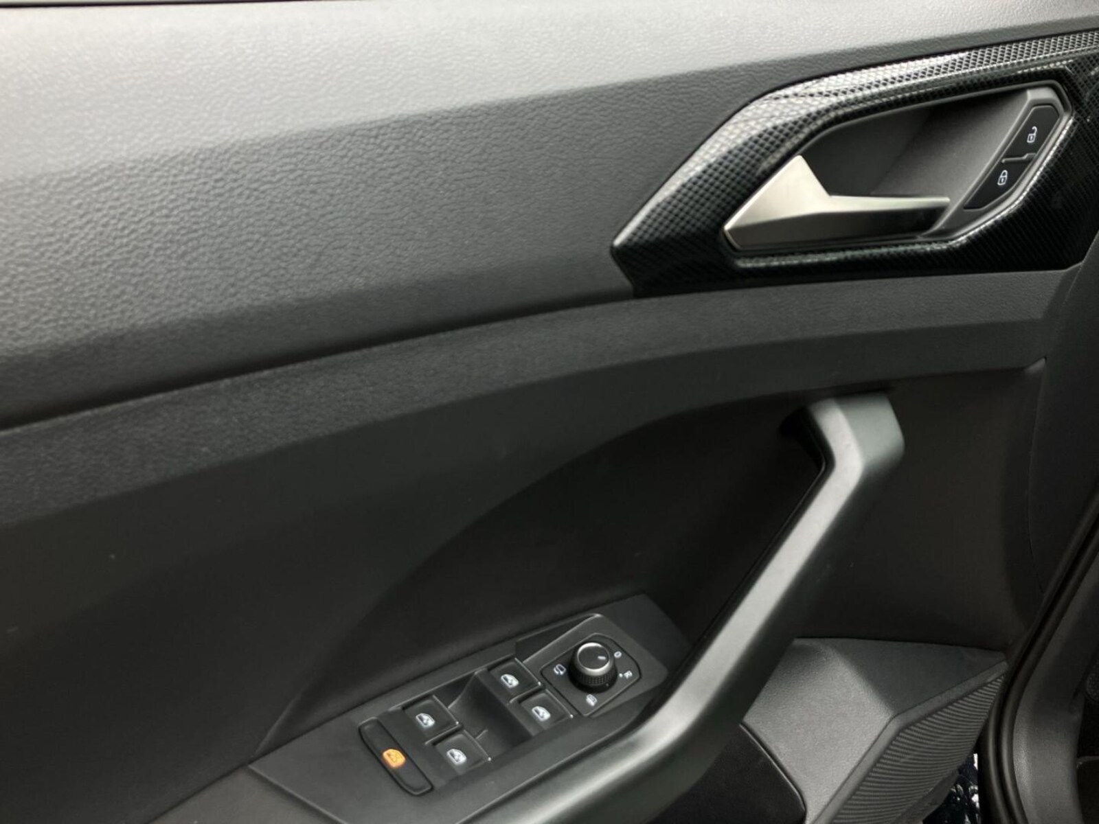 Volkswagen T-Cross – Bild 8
