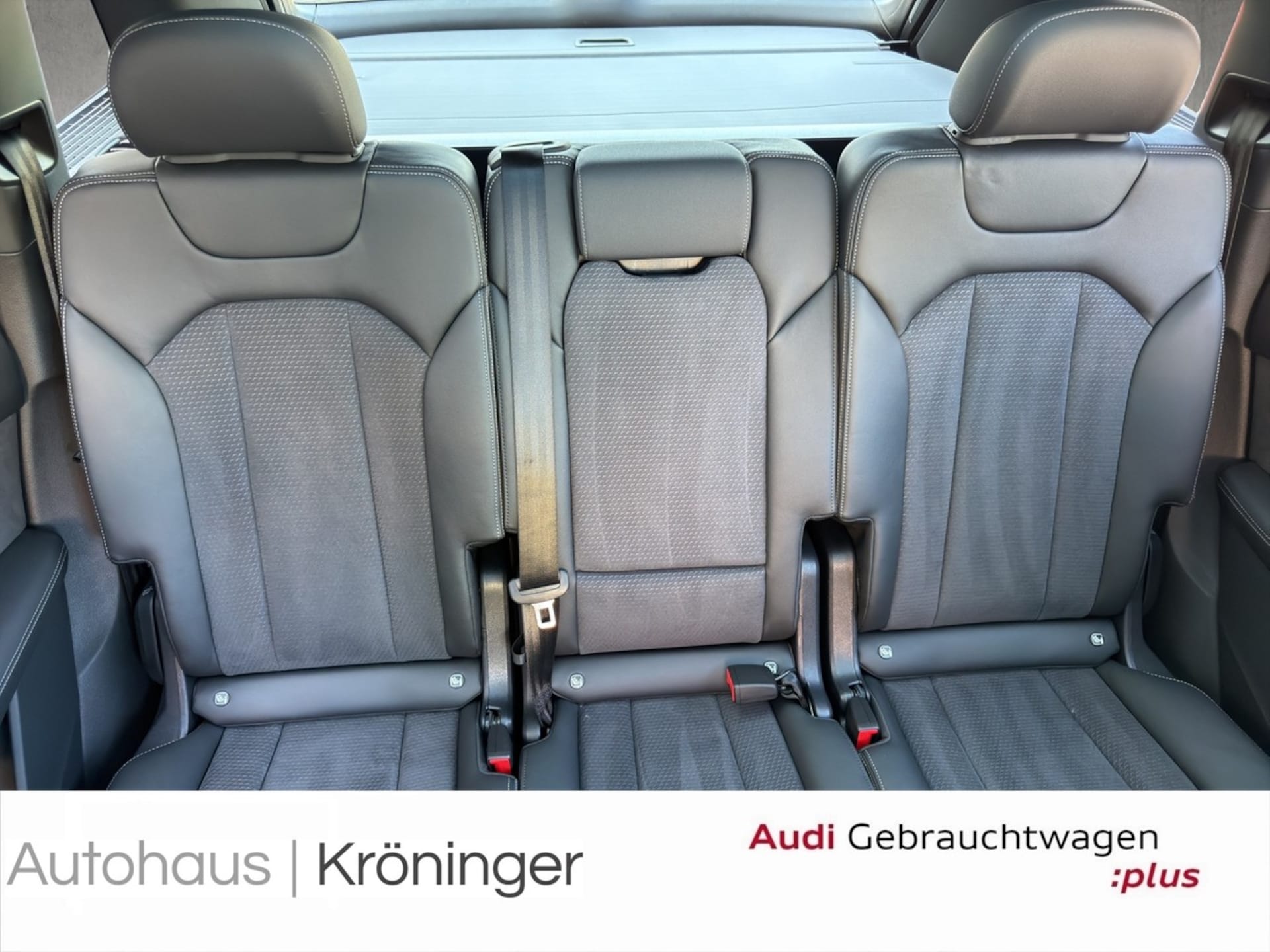 Audi SQ7 SUV