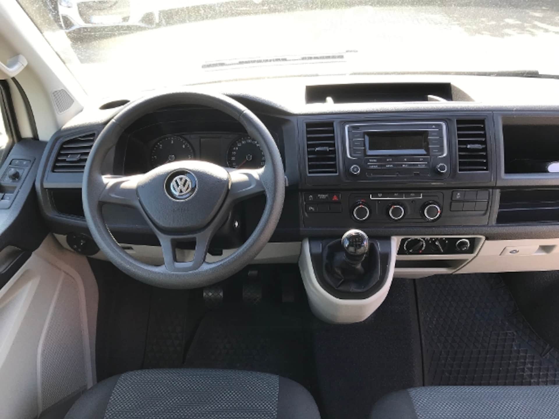 Volkswagen T6 Transporter Kombi kurzer Radstand