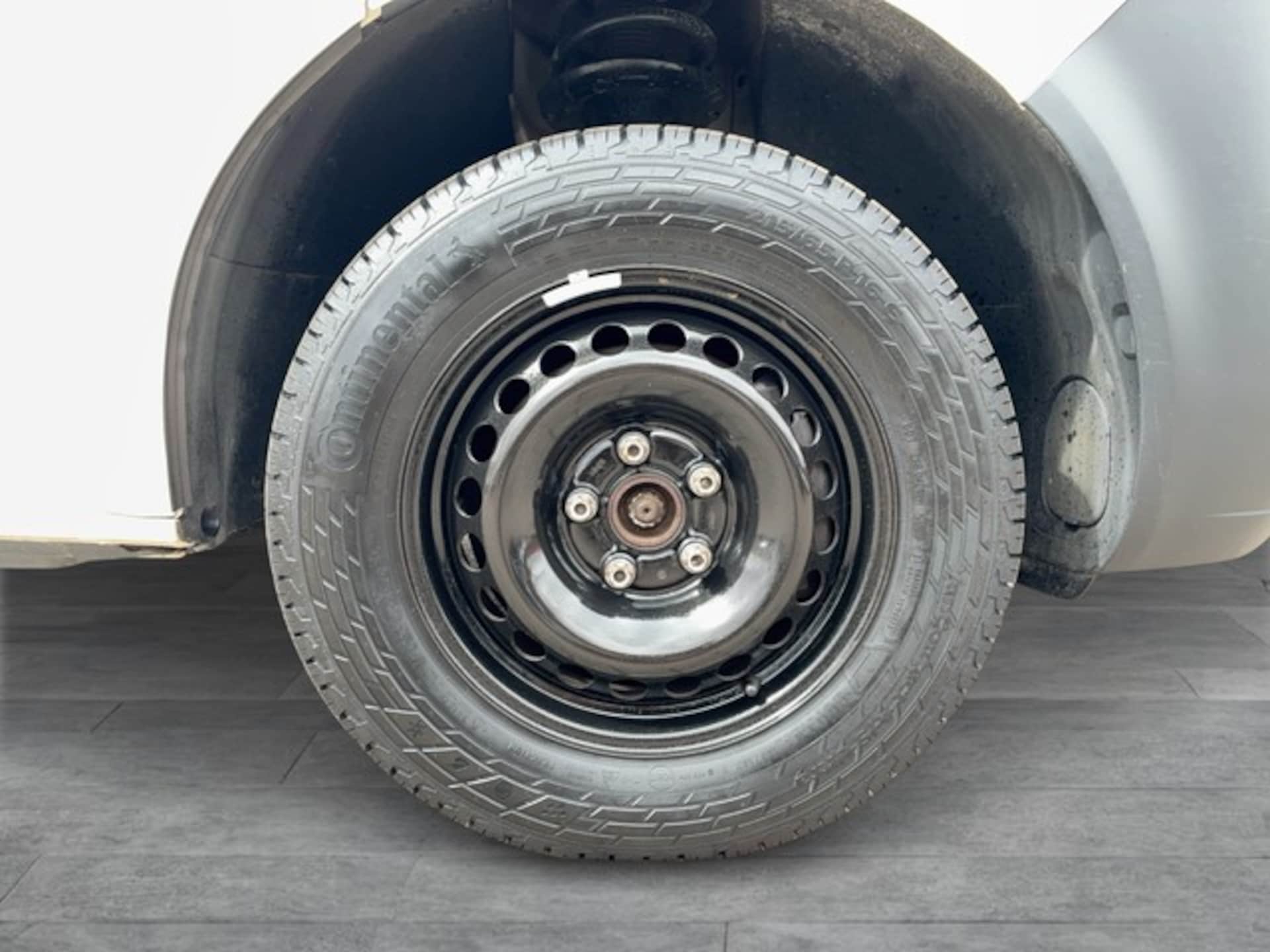 Volkswagen T6.1 Transporter Kombi kurzer Radstand