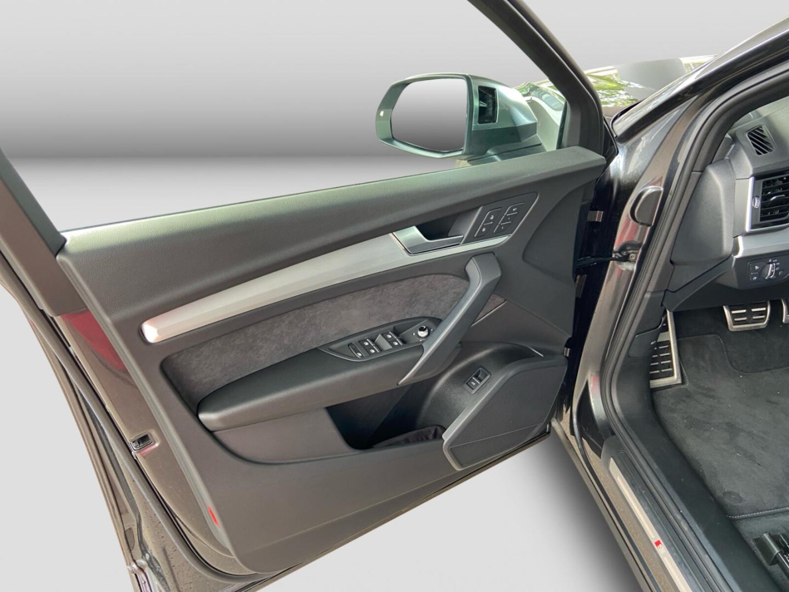Audi SQ5 – Bild 13
