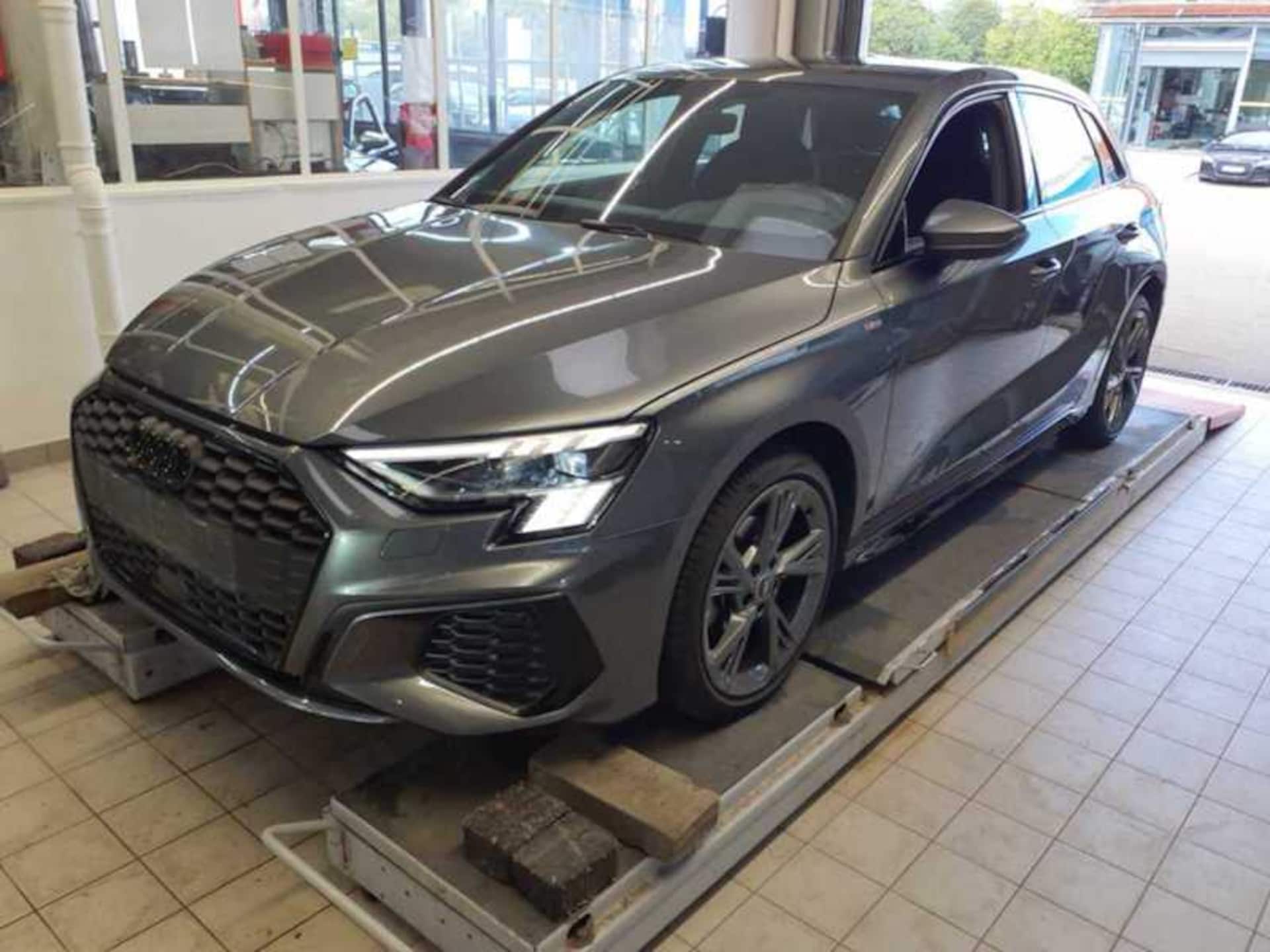 Audi A3 Sportback S line