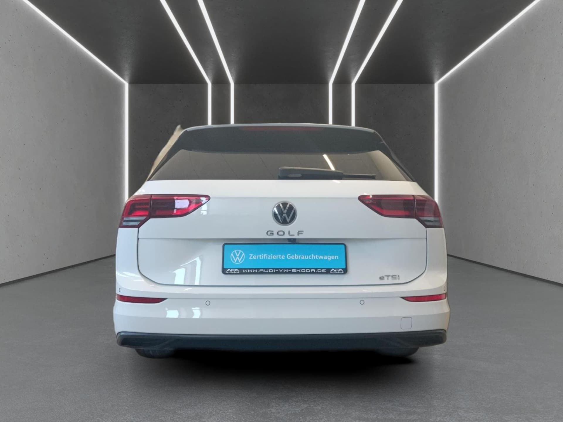 Volkswagen Golf Variant Life