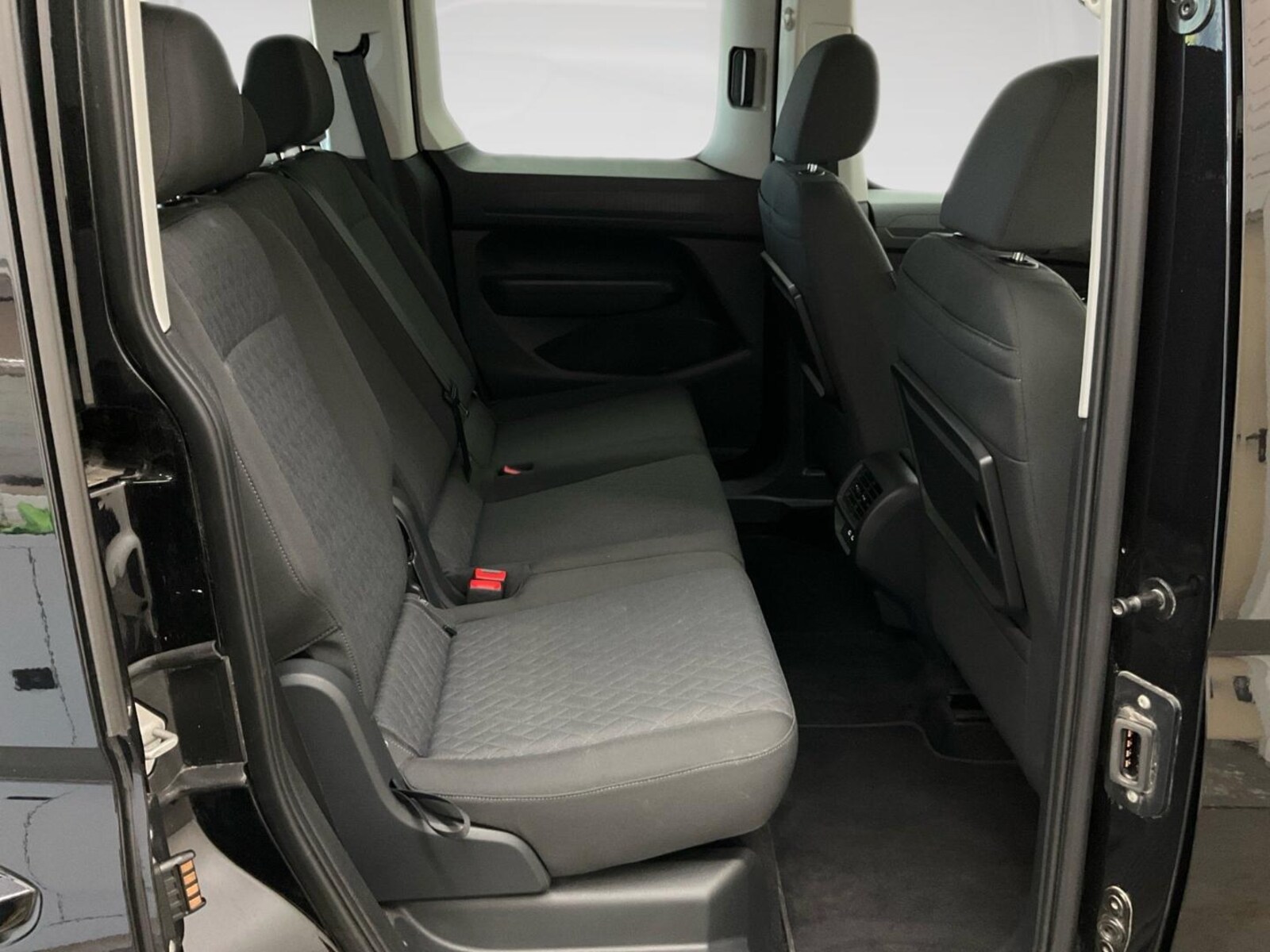 Volkswagen Caddy – Bild 10