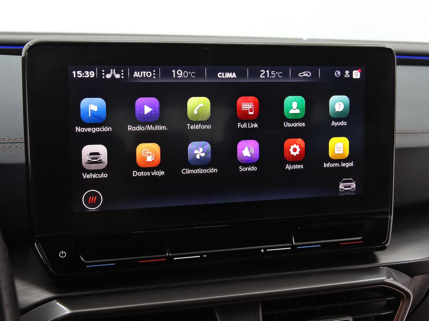 CUPRA Leon Sportstourer 2.0 TSI DSG 221 kW (300 CV) — photo 21