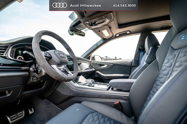 2026 Audi RS Q8 SUV performance