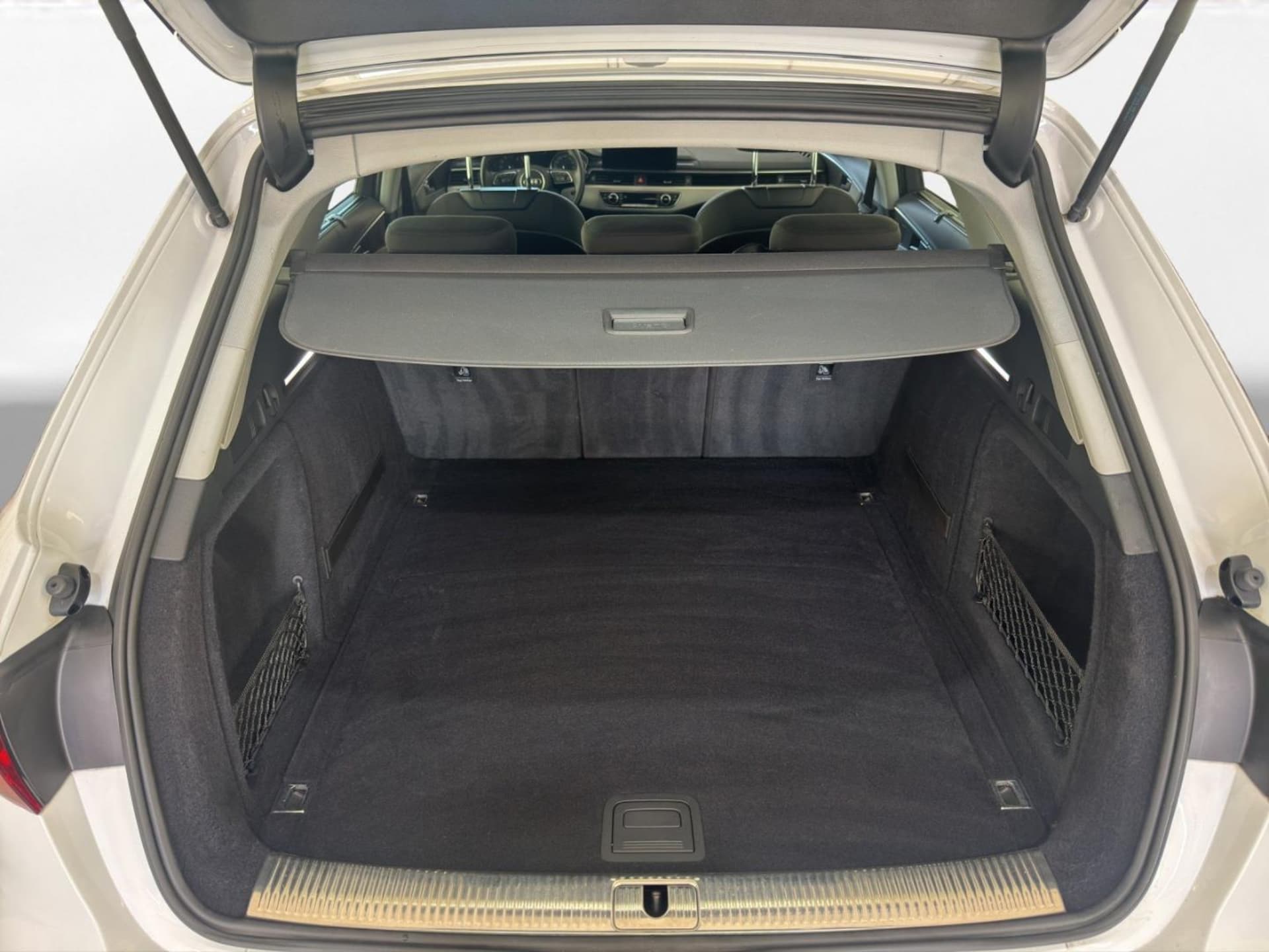 Audi A4 Avant Advanced