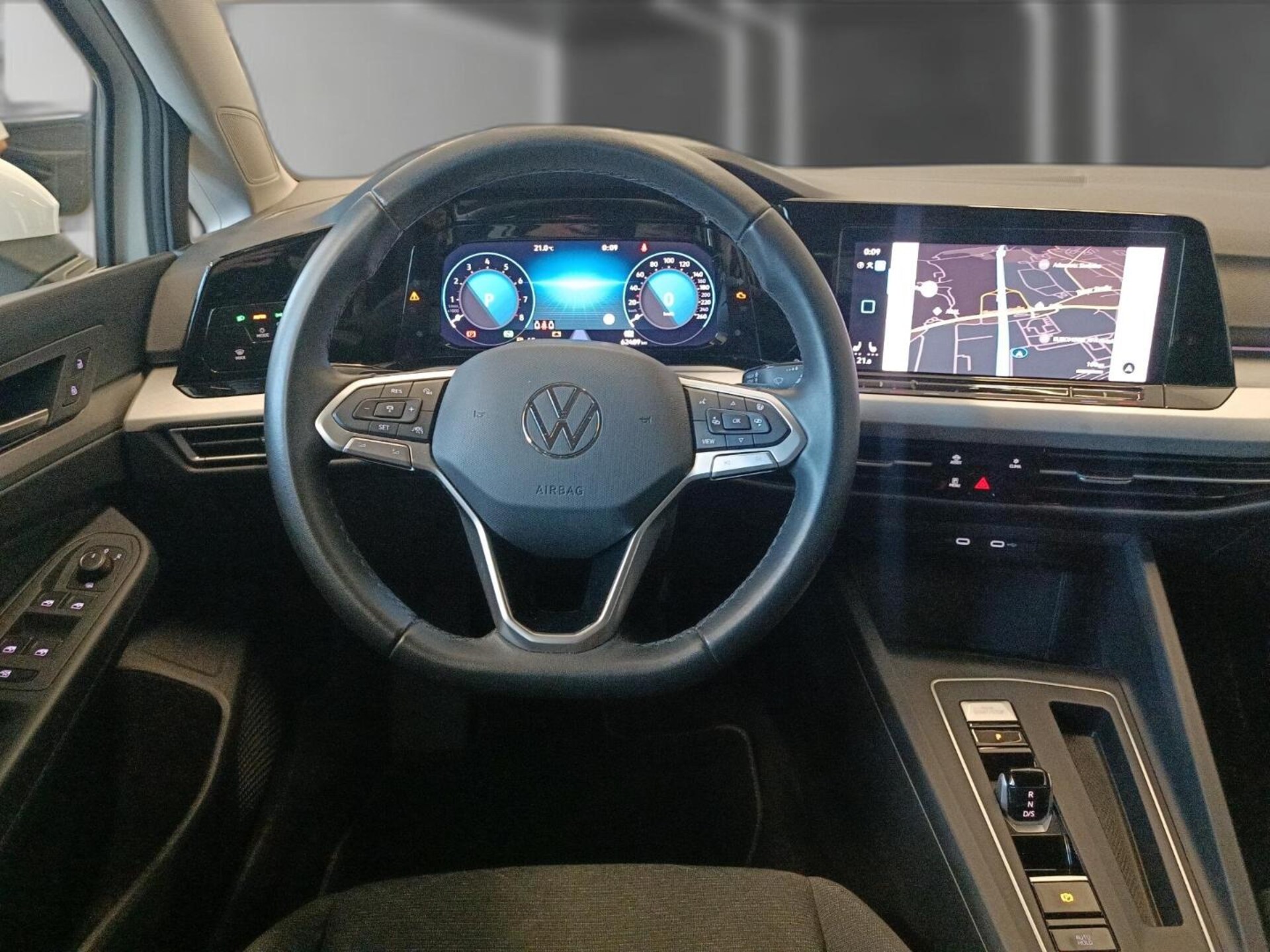 Volkswagen Golf Variant Life