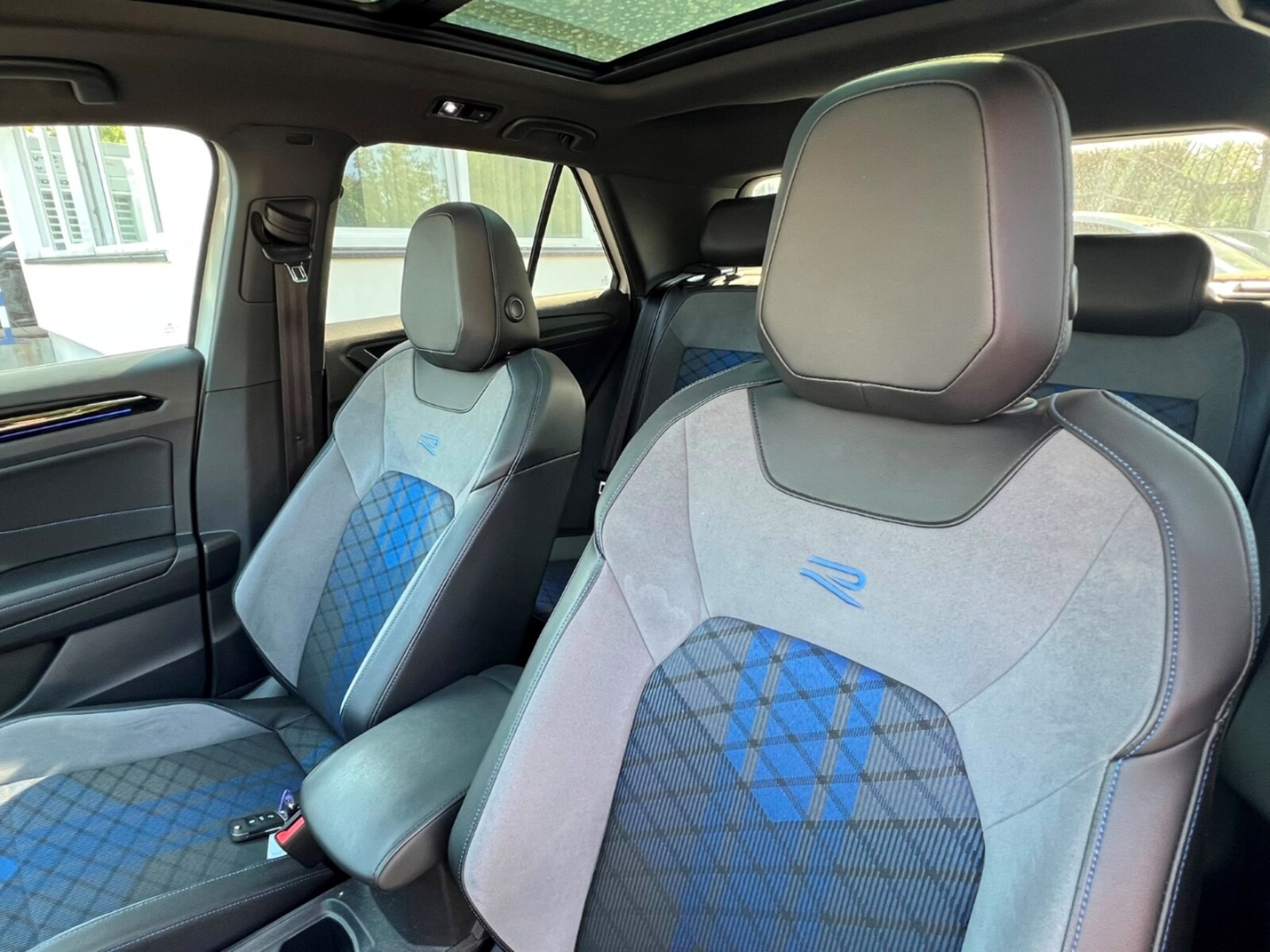 Volkswagen T-Roc – Bild 11