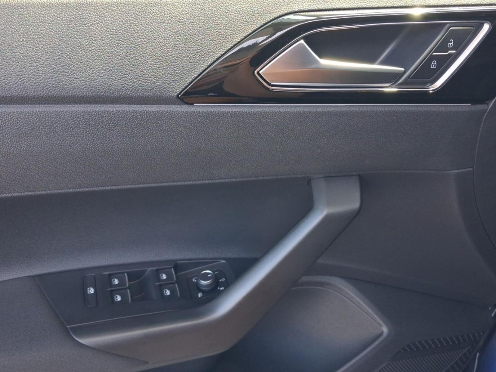 Volkswagen Polo – Bild 8