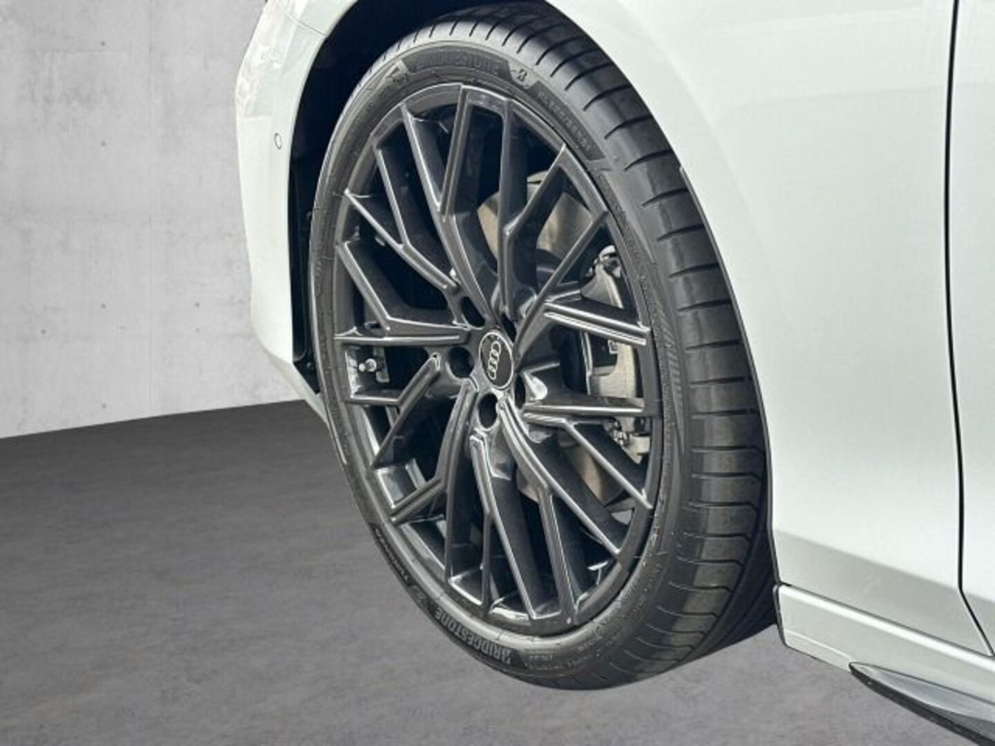 Bild über Audi A6 Avant edition one TDI quattro 150 kW S tronic - für weitere Informationen kontaktieren Sie den Audi Partner