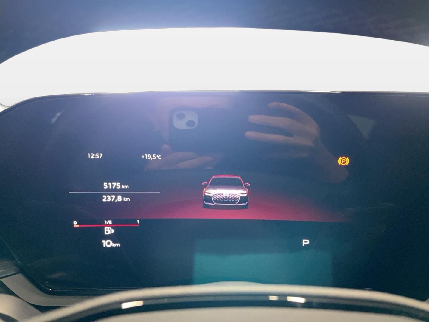 Bild über Audi A6 Avant TFSI 150 kW S tronic - für weitere Informationen kontaktieren Sie den Audi Partner
