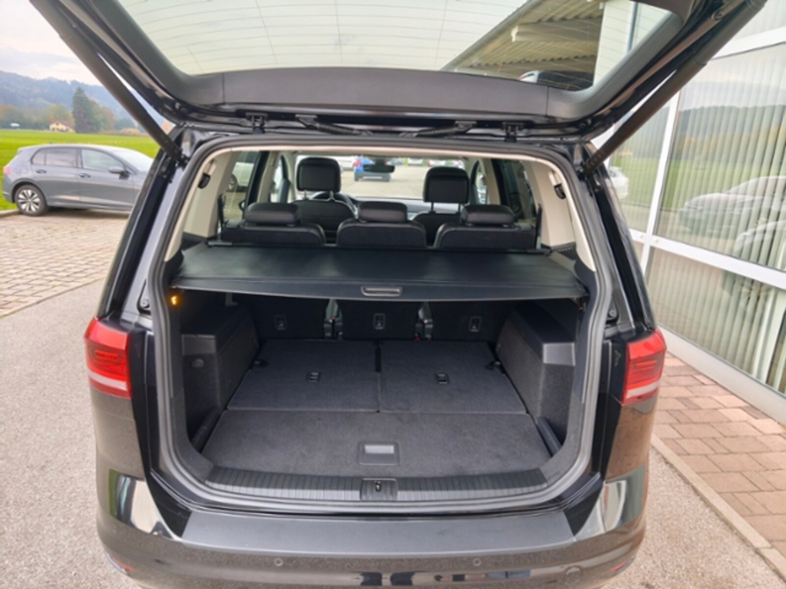 Volkswagen Touran – Bild 10