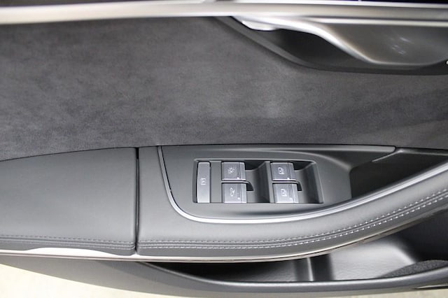 2026 Audi A8 Base - Photo 21