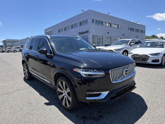 2025 Volvo XC90 Plug-In Hybrid
