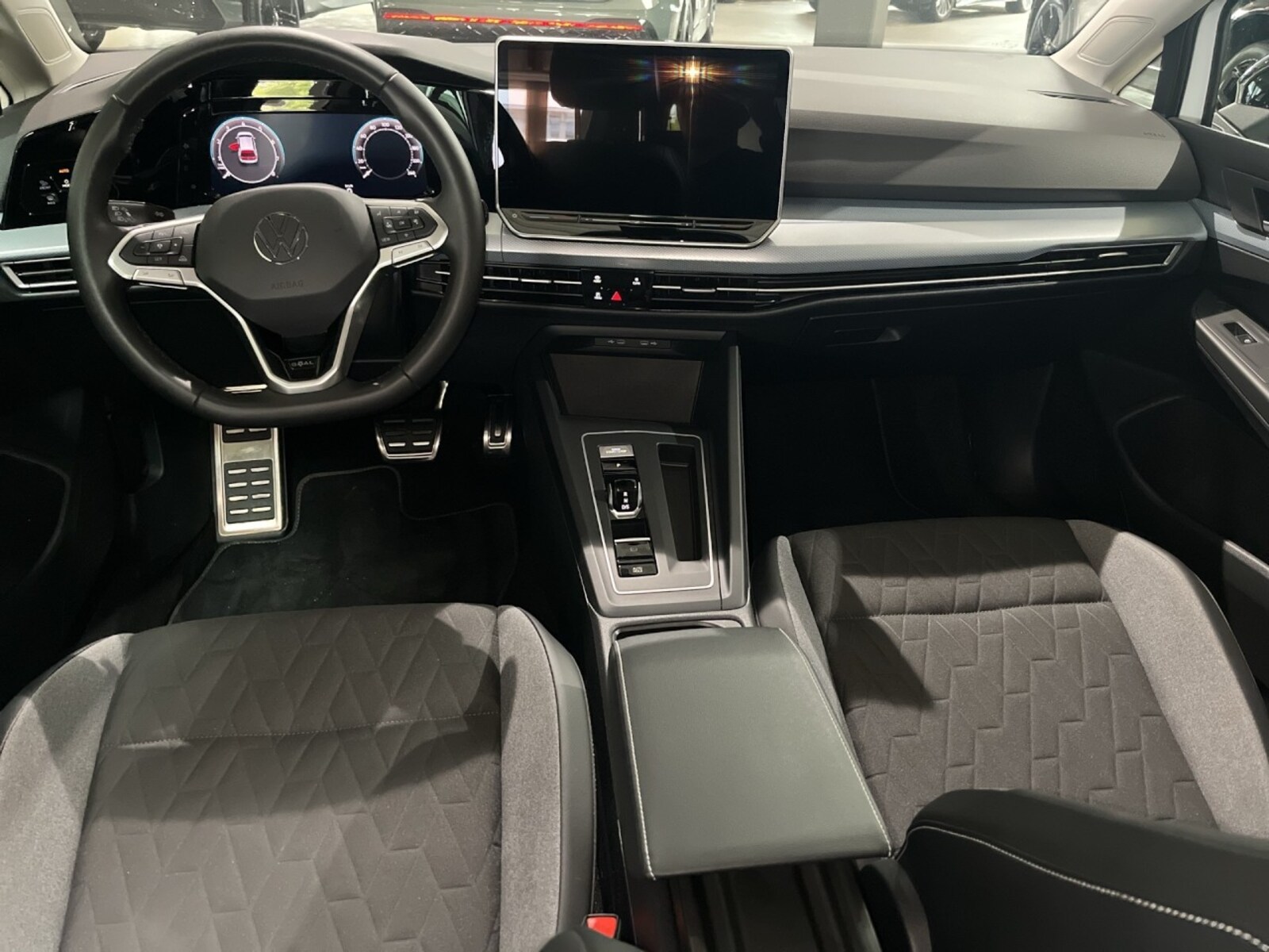 Volkswagen Golf – Bild 8