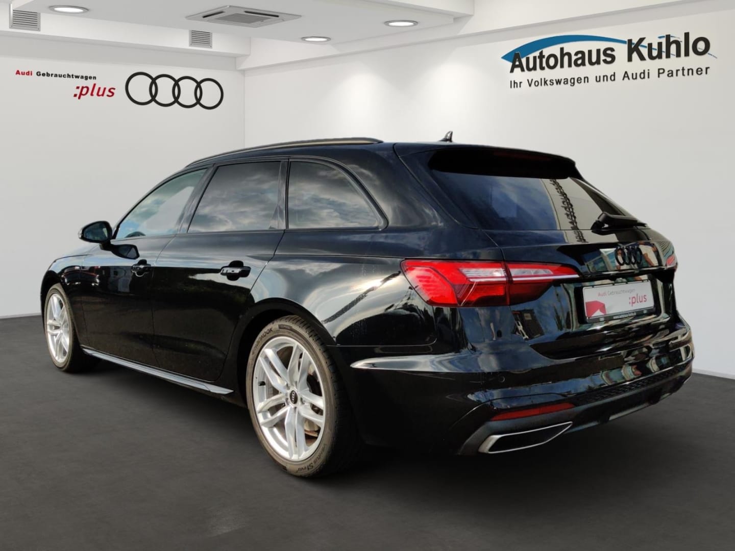 Bild über Audi A4 Avant S line 35 TFSI S tronic - für weitere Informationen kontaktieren Sie den Audi Partner