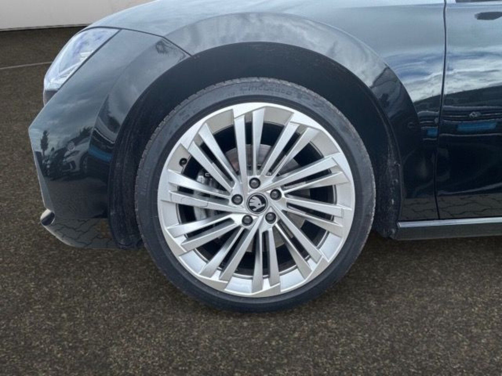 Škoda Superb – Bild 13