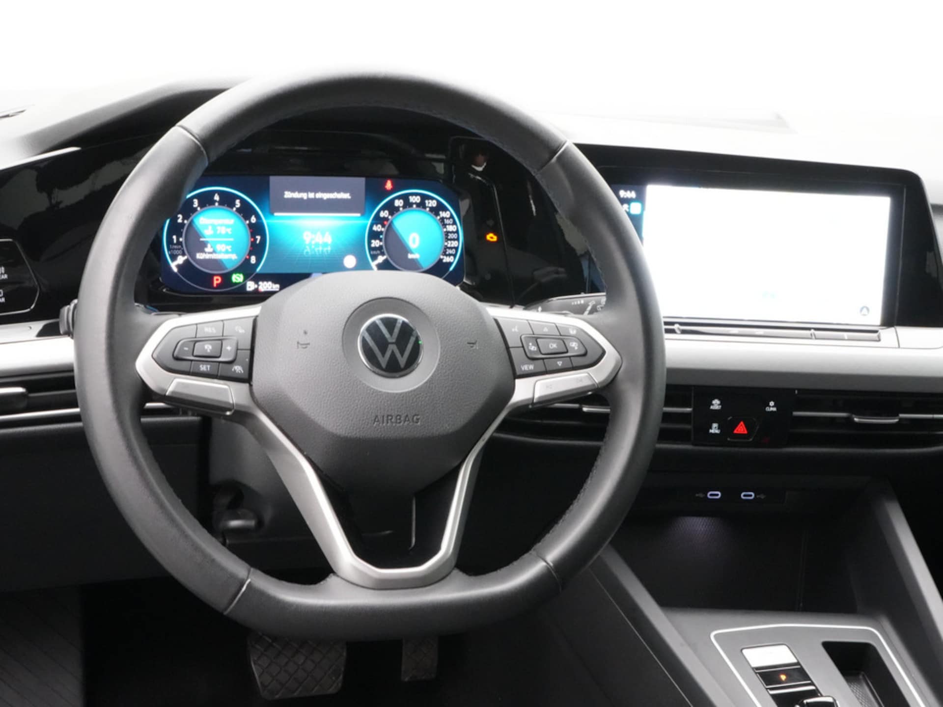 Volkswagen Golf Life
