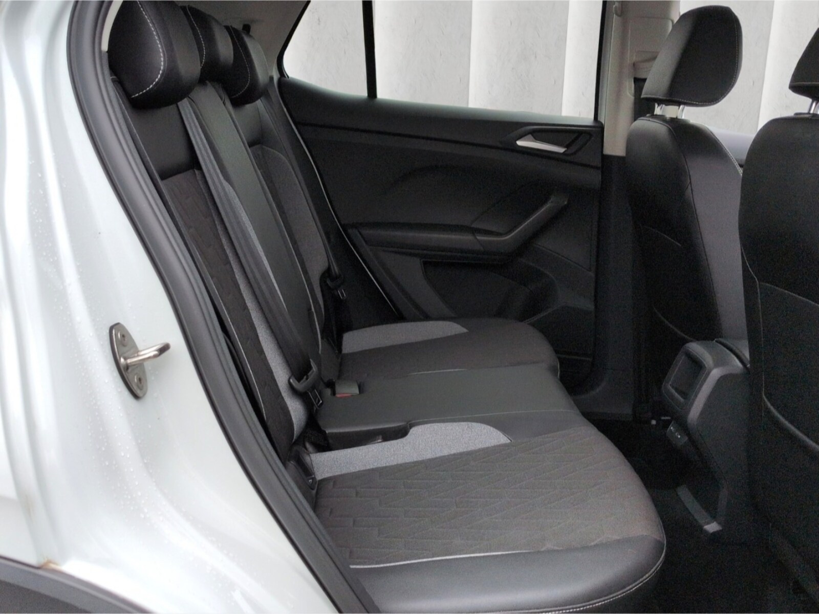 Volkswagen T-Cross – Bild 9