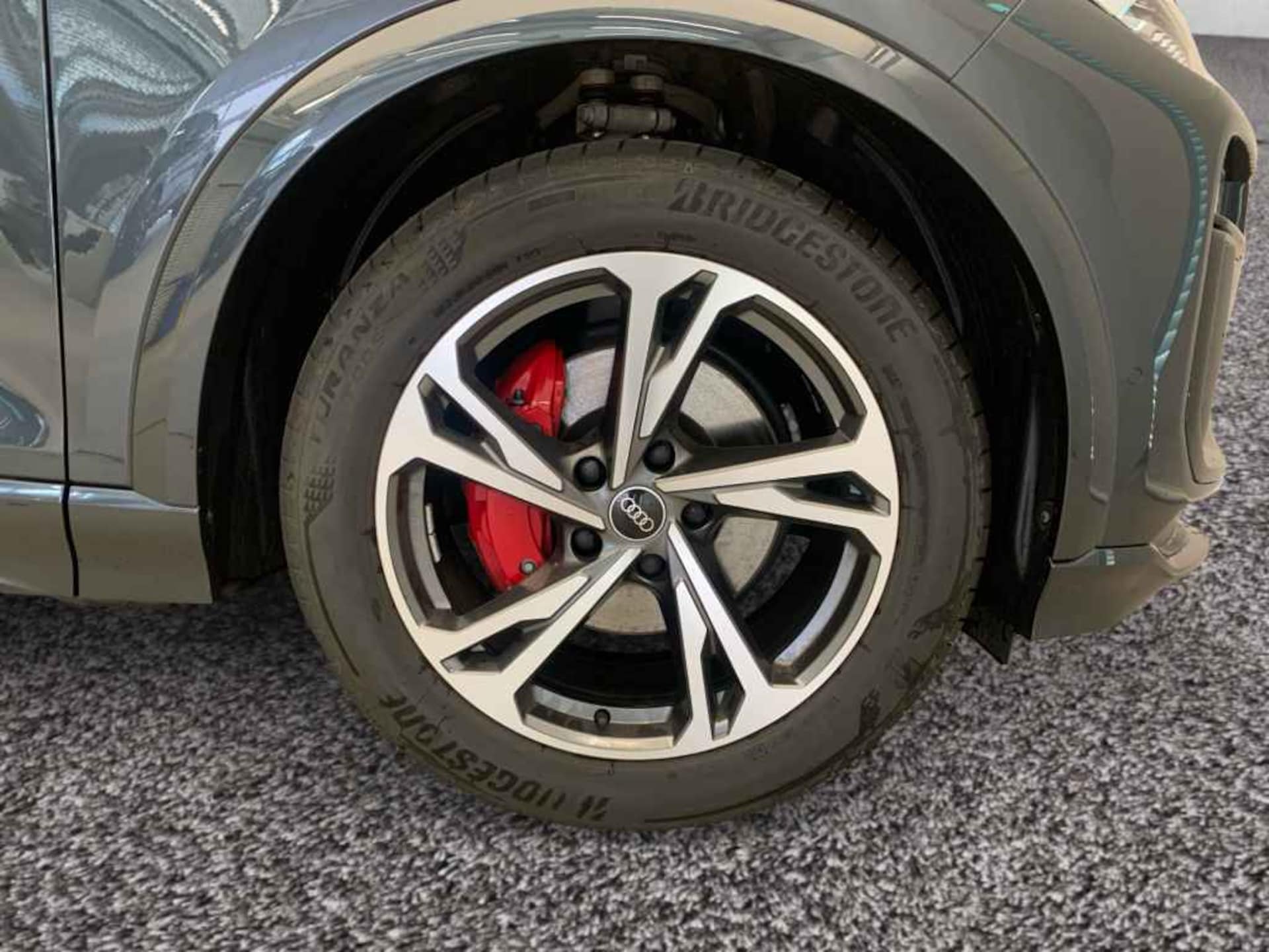 Audi Q6 SUV e-tron