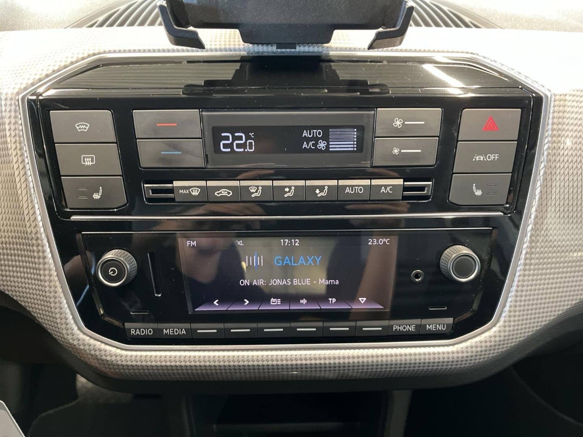 Volkswagen e-up! Style "Plus"