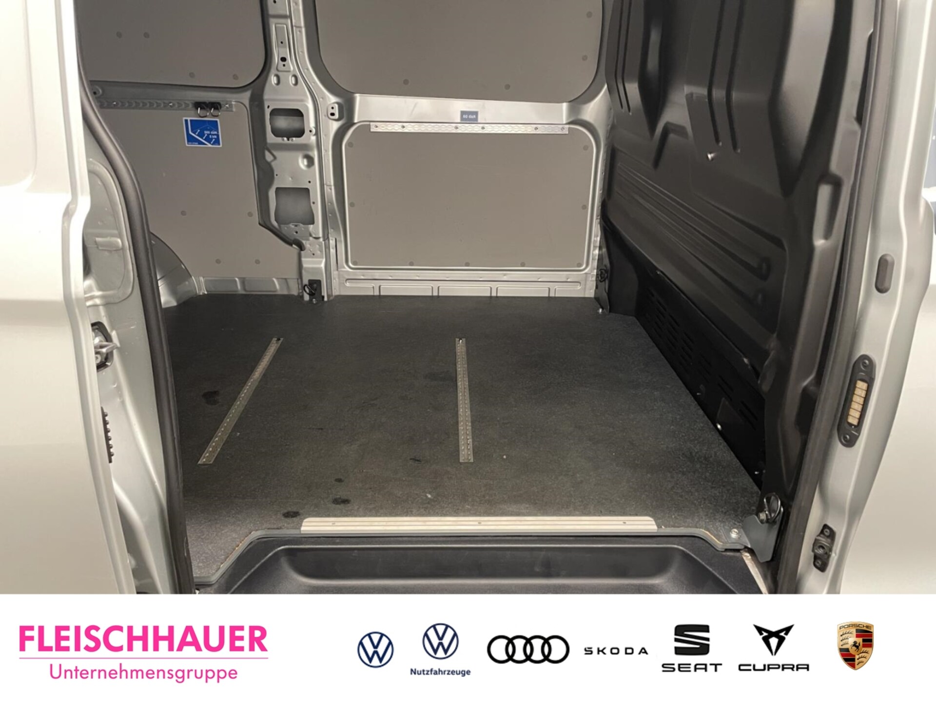 Volkswagen Transporter Kasten langer Radstand