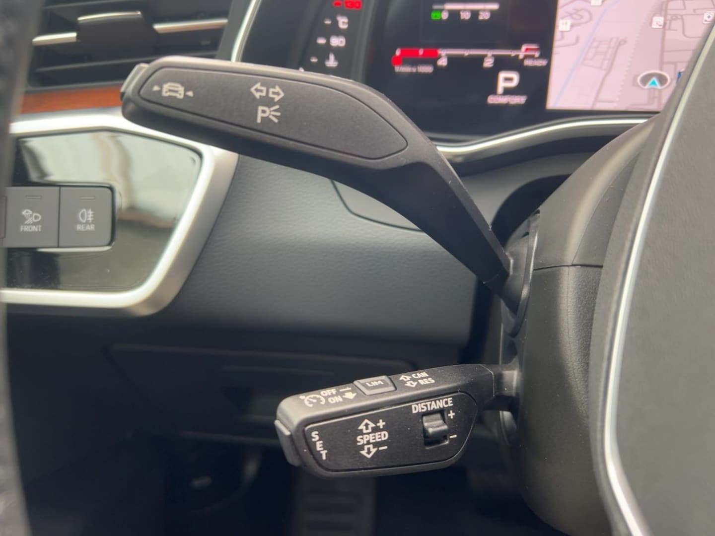 Bild über Audi A6 Avant 50 TDI quattro tiptronic - für weitere Informationen kontaktieren Sie den Audi Partner