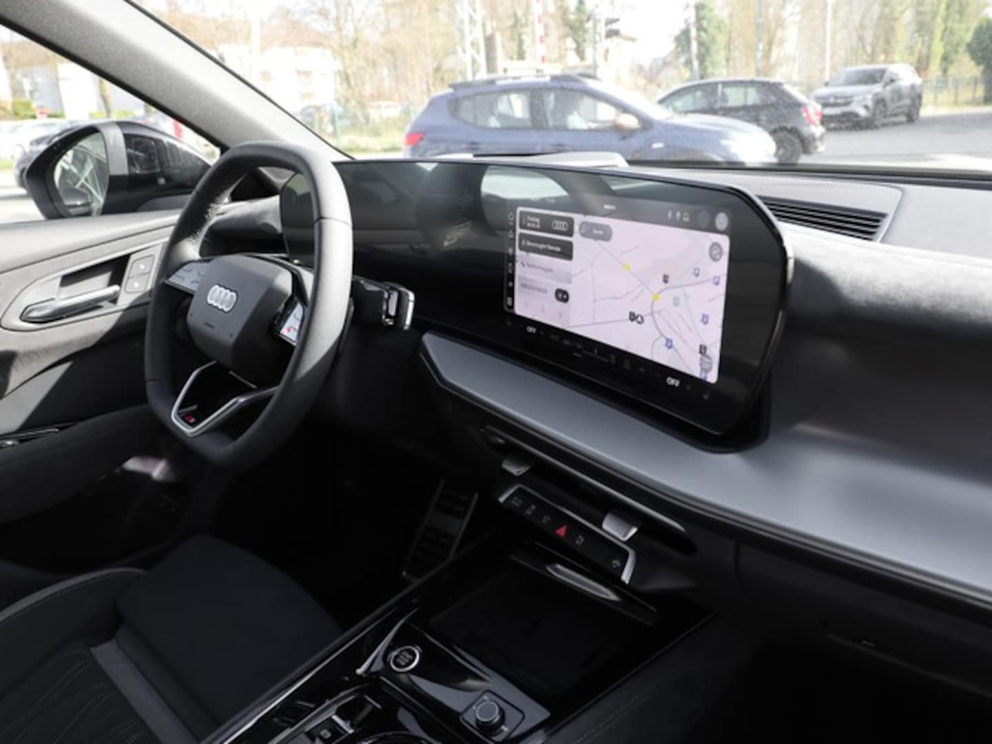 Bild über Audi Q3 SUV e-hybrid e-hybrid 200 kW S tronic - für weitere Informationen kontaktieren Sie den Audi Partner