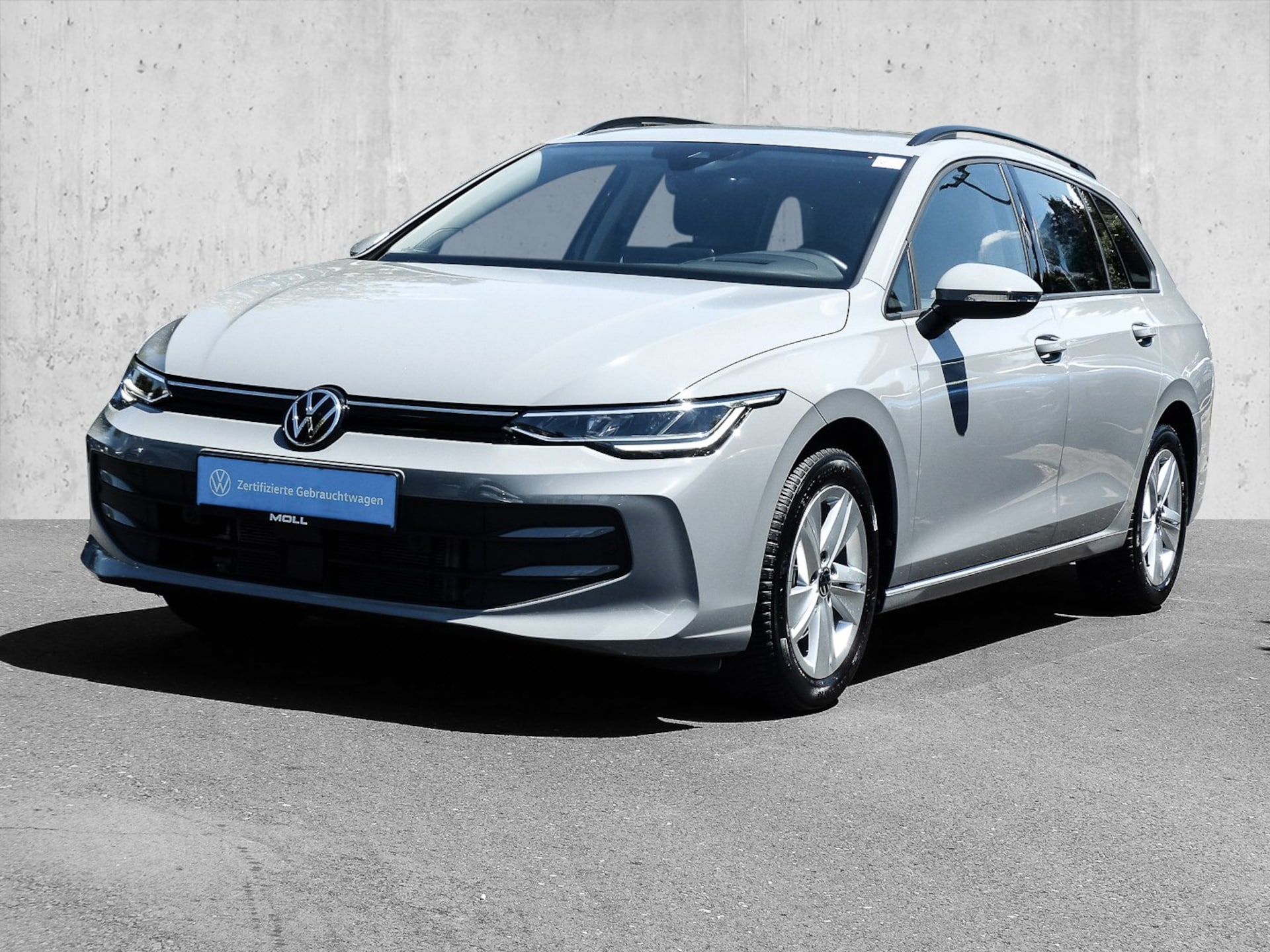 Volkswagen Golf Variant Life