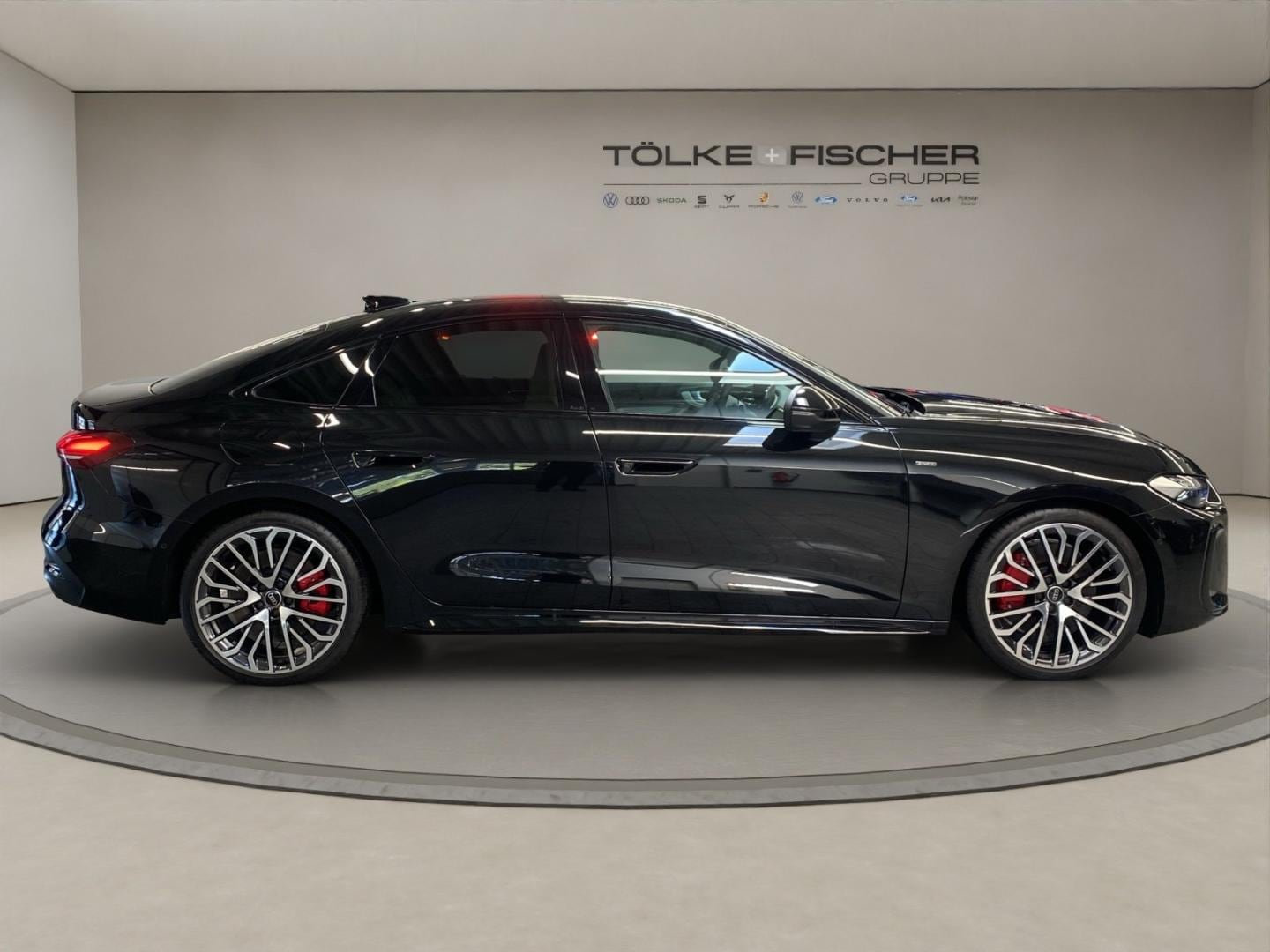 Bild über Audi A5 Limousine e-hybrid e-hybrid quattro 270 kW S tronic - für weitere Informationen kontaktieren Sie den Audi Partner